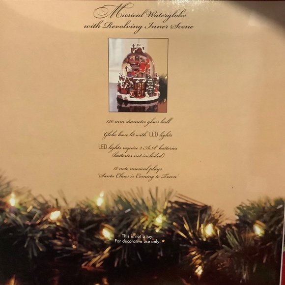 Large Vintage Kirkland Musical/Revolving Christmas Waterglobe. Original Box. - Picture 11 of 11